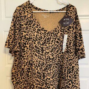 T-SHIRT Cheetah WOMEN'S PLUS SIZE 3X AVA & VIV SHORT SLEEVE V-NECK STRETCH